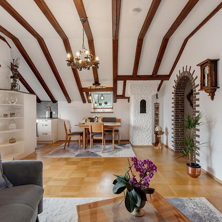 Ferienwohnung Fernsicht Zwiefalten Bagian luar foto
