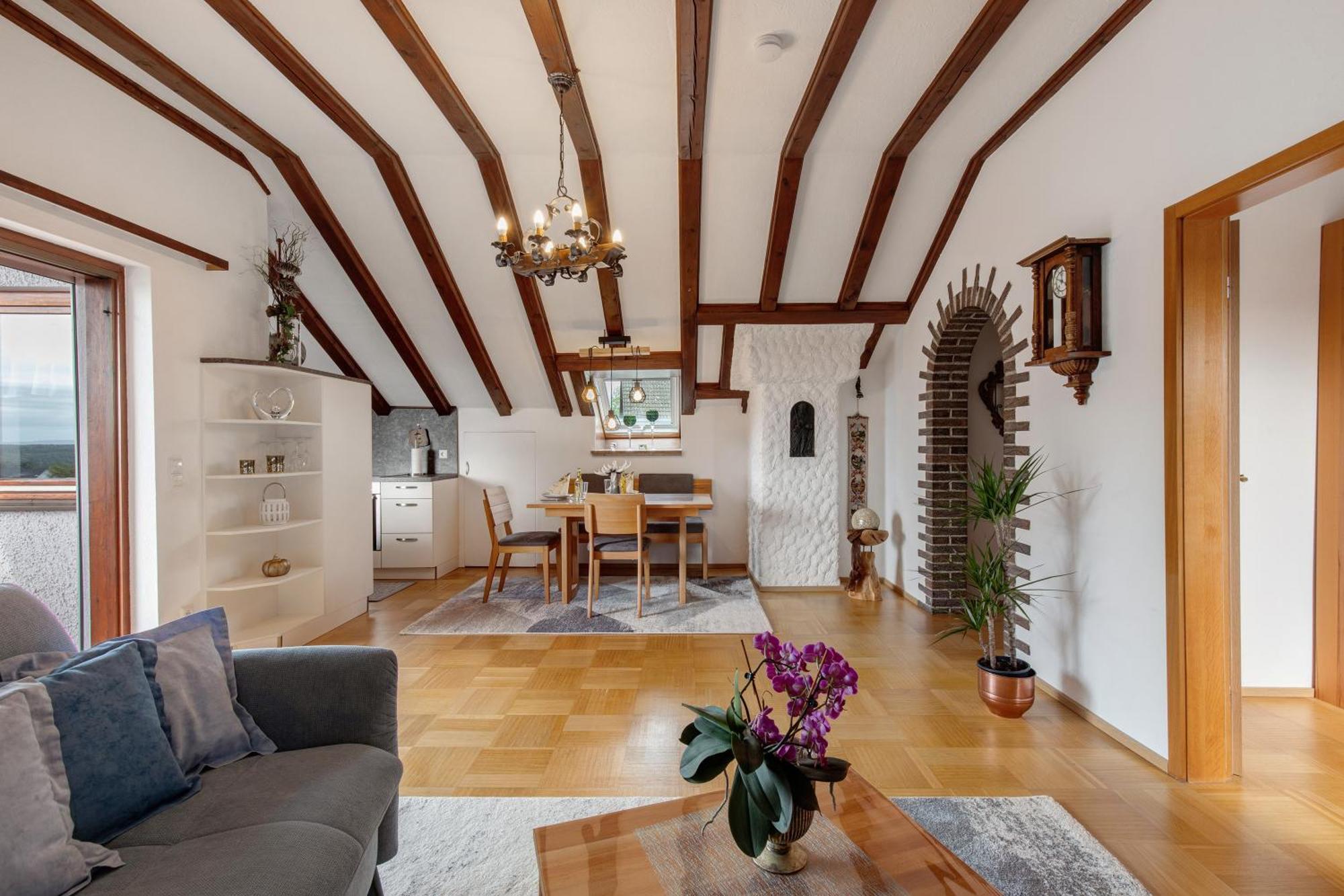 Ferienwohnung Fernsicht Zwiefalten Bagian luar foto