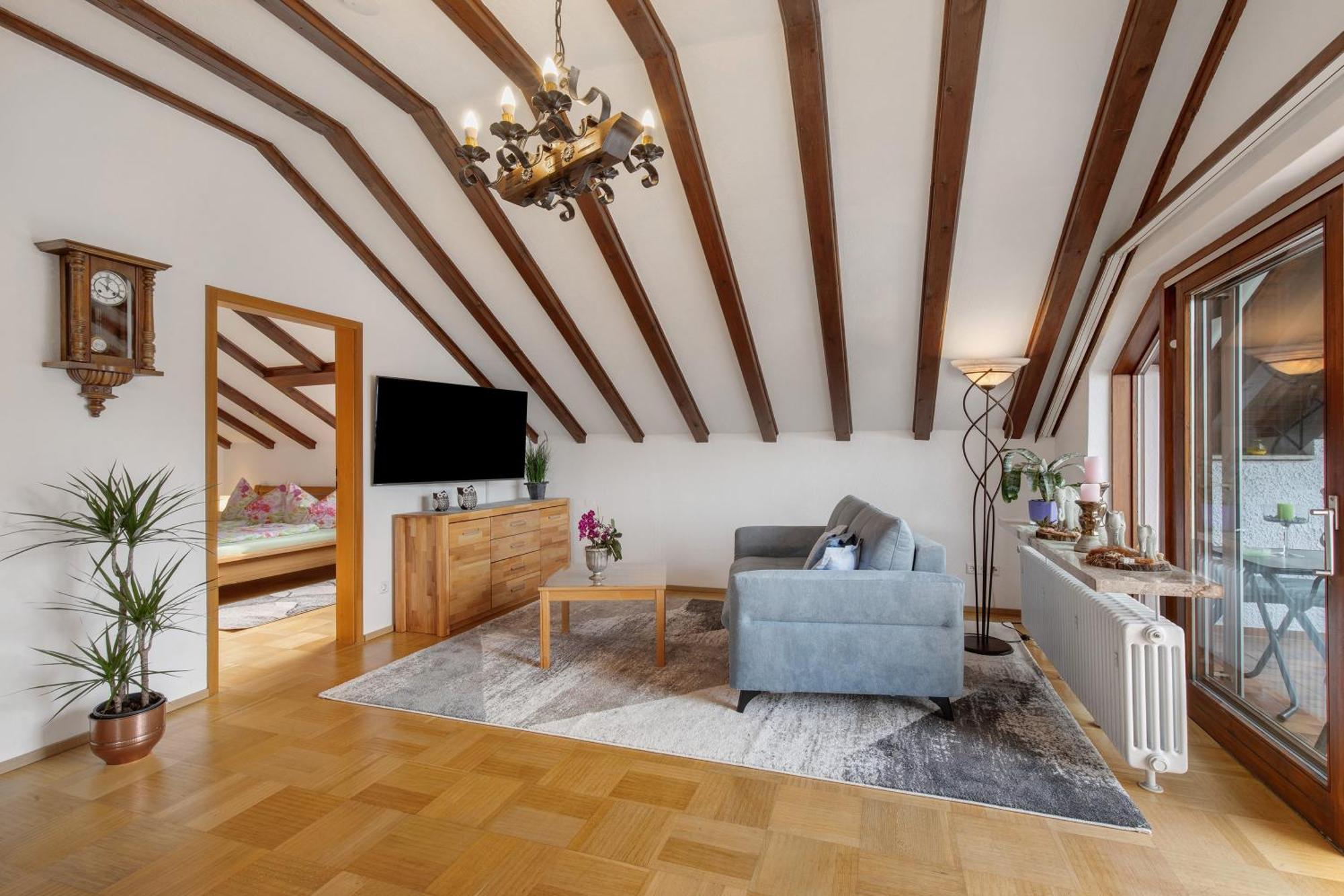 Ferienwohnung Fernsicht Zwiefalten Bagian luar foto