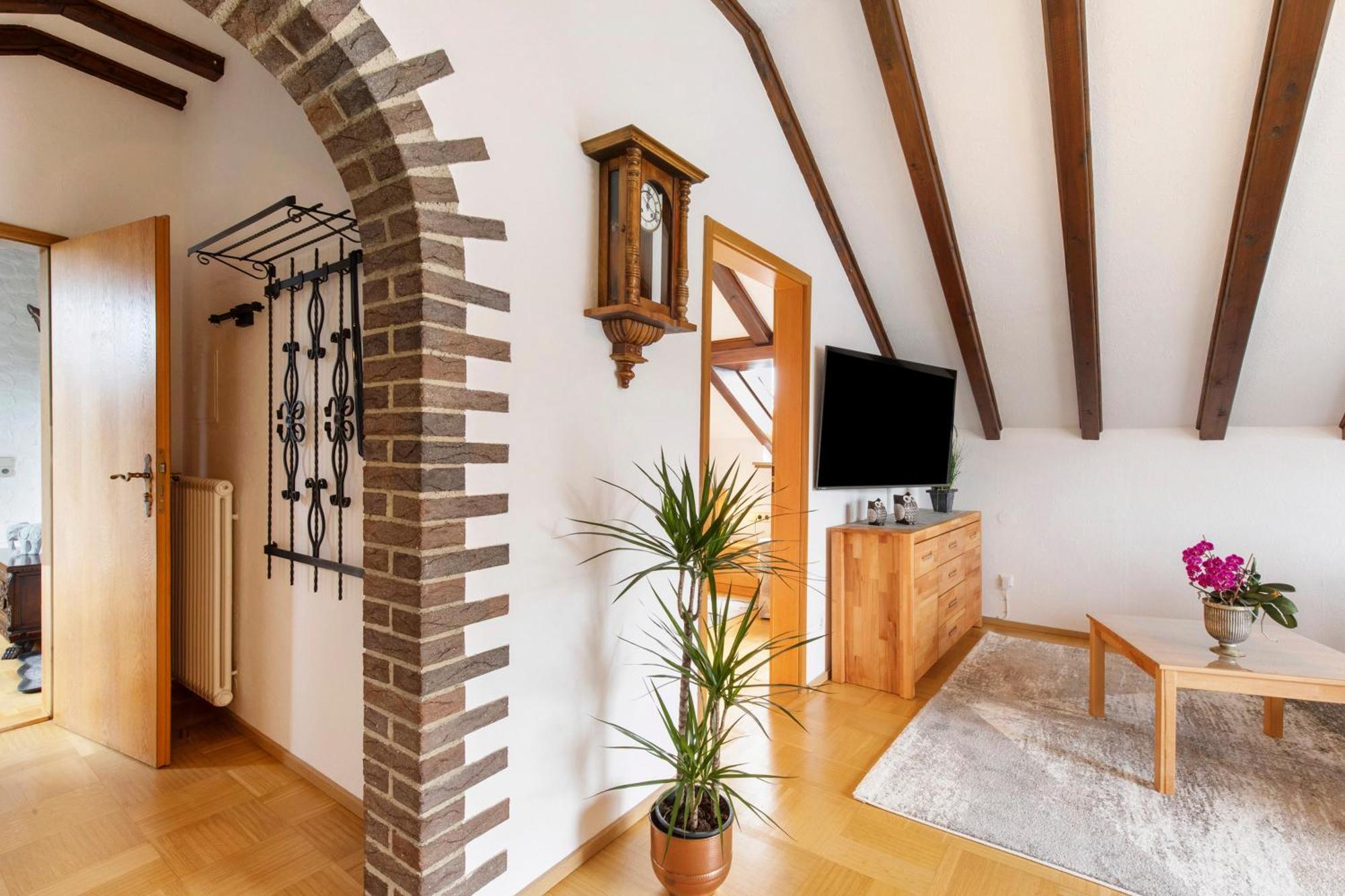 Ferienwohnung Fernsicht Zwiefalten Bagian luar foto