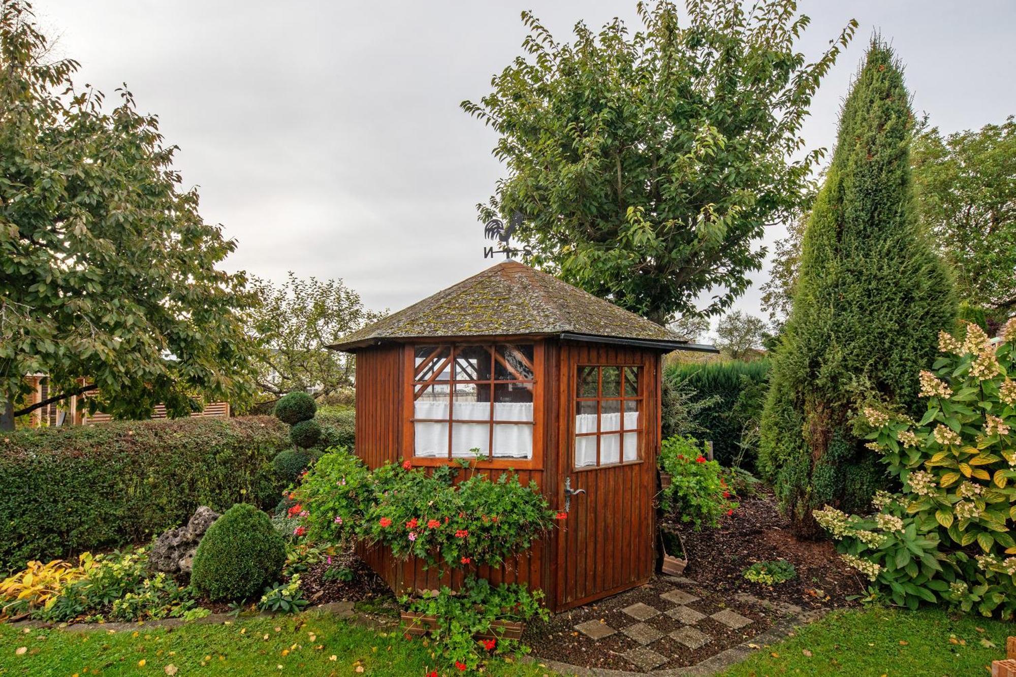 Ferienwohnung Fernsicht Zwiefalten Bagian luar foto